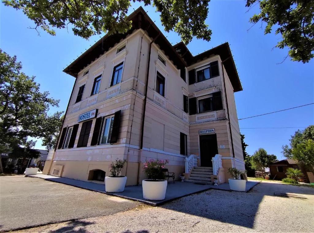 Hostel San Valentino Bašanija Exterior foto